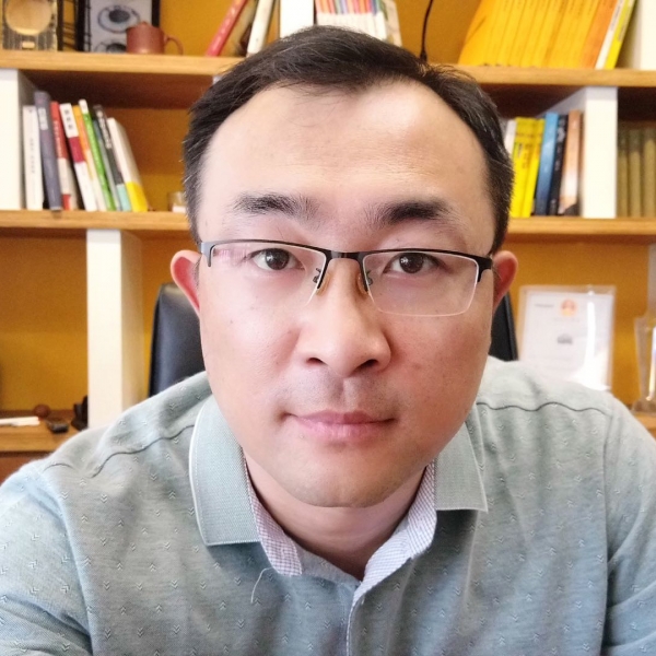 刘子尧.jpg